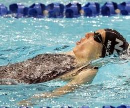 Hannah McLean after the 100 Back Semi